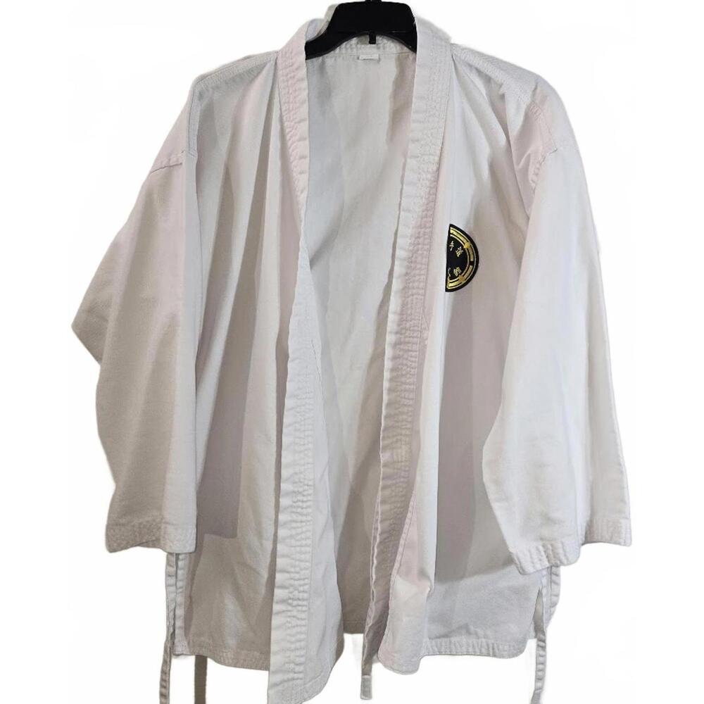 White Martial Arts Gi Jacket With Embroidered Patch Size 5